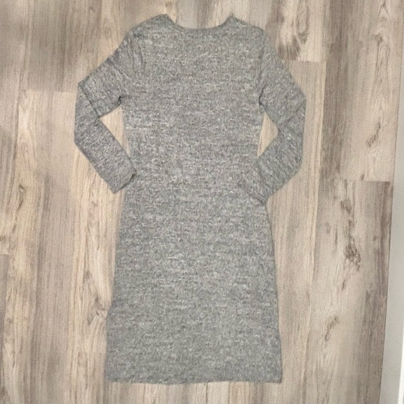 Banana Republic Heather Gray Side Ruched Long Sleeve Sweater Dress Size M Petite - Picture 5 of 5